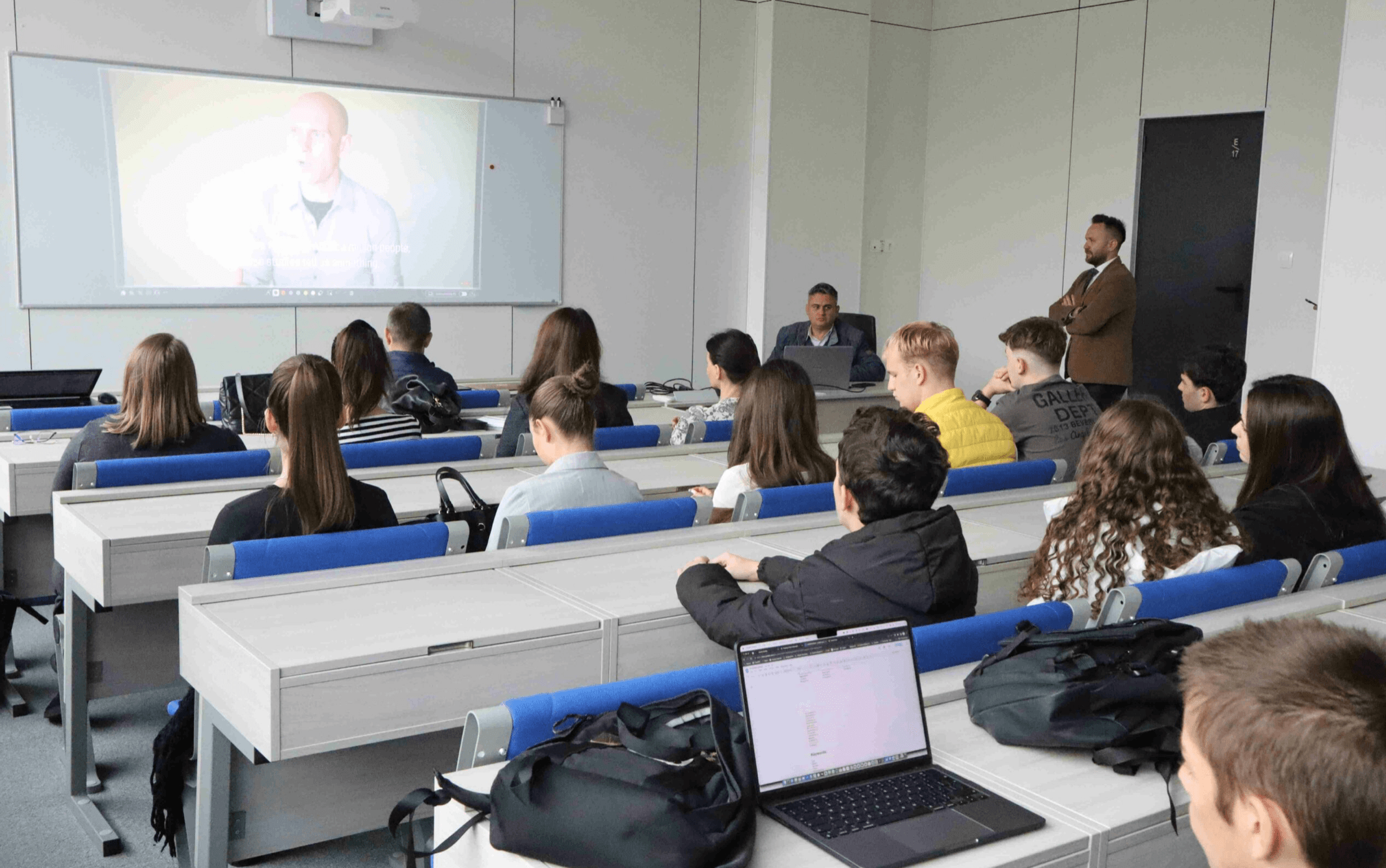 Orientare în carieră în licee